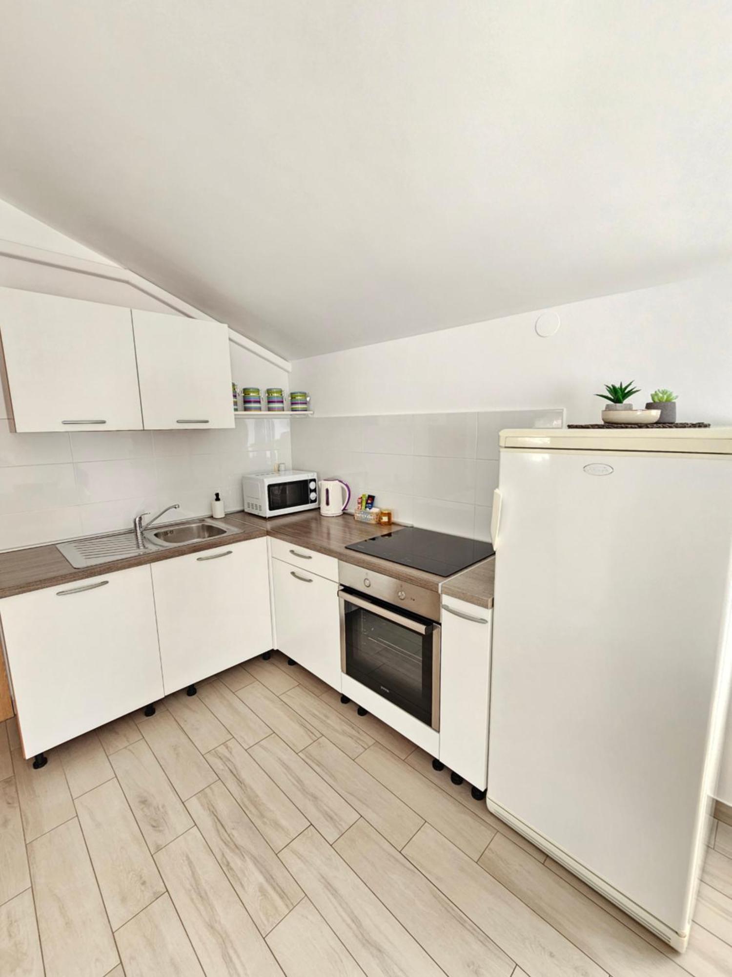 Apartment Vip Pirovac Eksteriør bilde